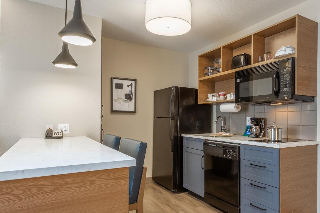 Candlewood Suites Ofallon, Il - St. Louis Area By Ihg O'Fallon Exterior photo