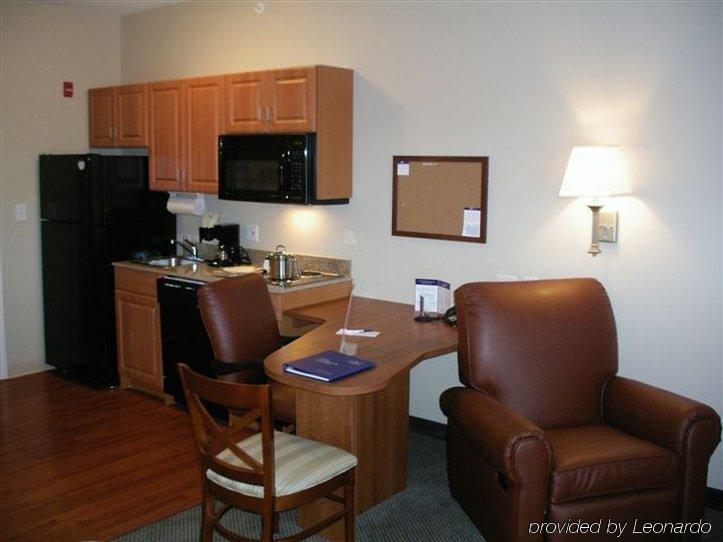 Candlewood Suites Ofallon, Il - St. Louis Area By Ihg O'Fallon Room photo
